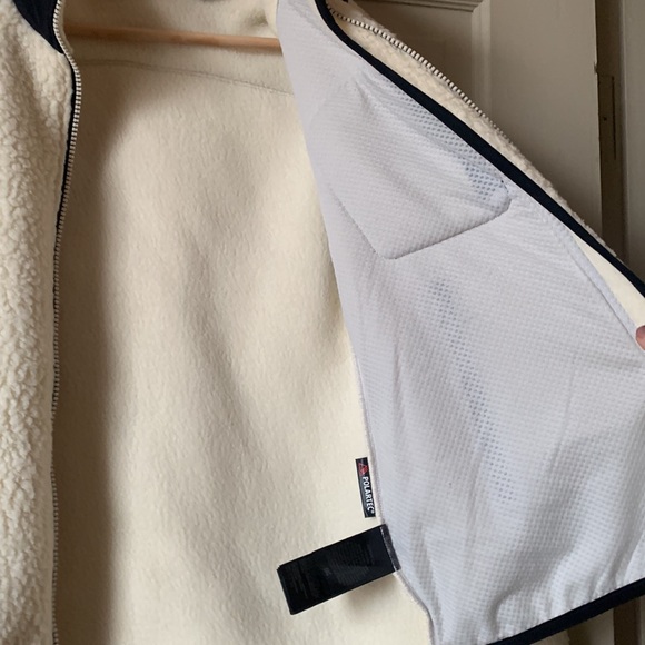 (Sold) Marmot Wiley Polartec Fleece Jacket | Cream and Black | XS - Picture 7 of 12